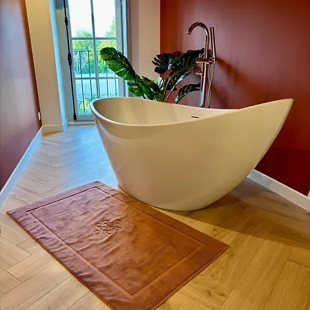 Grand De Gamme Avec Baignoire Blaye