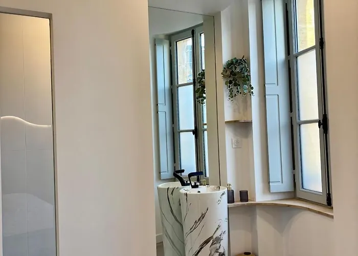 Apartamento Grand De Gamme Avec Baignoire *